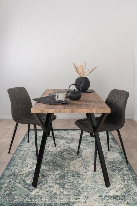 Holztisch nach Maß im hellen Altholzdesign